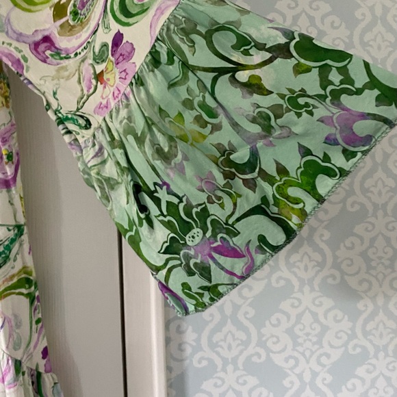 Long Bohemian feminine Tiered Dress.Ruffles hem and sleeves.  Worn 2X . One Size - Picture 4 of 5